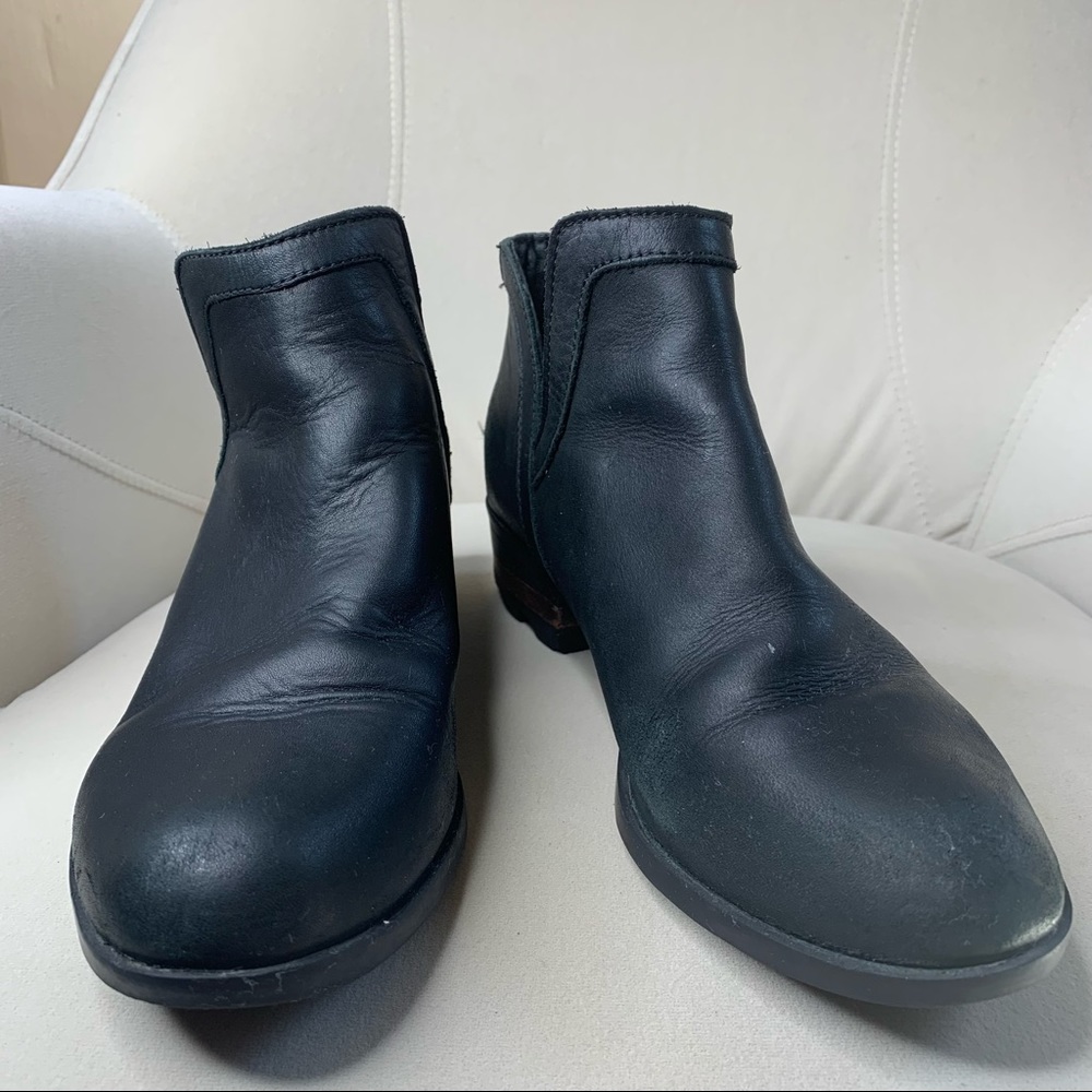 Sorel Womens Leather Booties Boots Black Slip On 9 - Picture 3 of 6